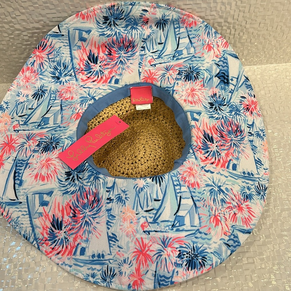Lily Pulitzer Large sun beach hat. NWT